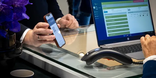 Check-In via E-Ticket auf dem Handy